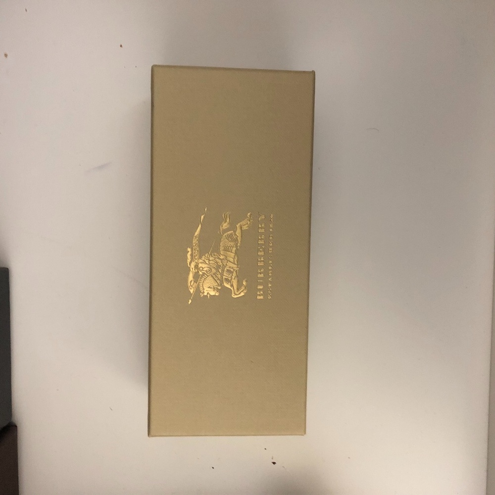 Burberry box
